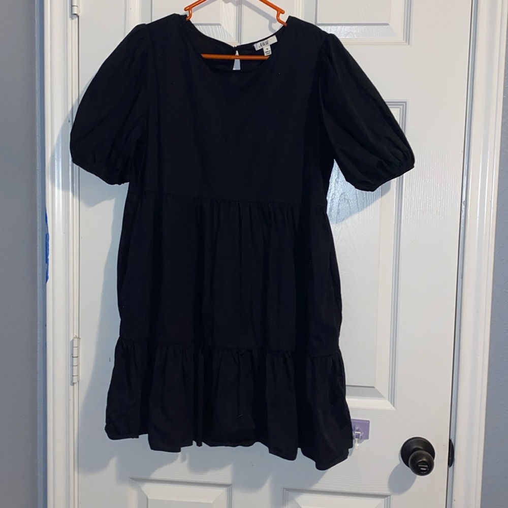 Medium dress